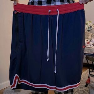 Men’s Nike dry fit basketball shorts